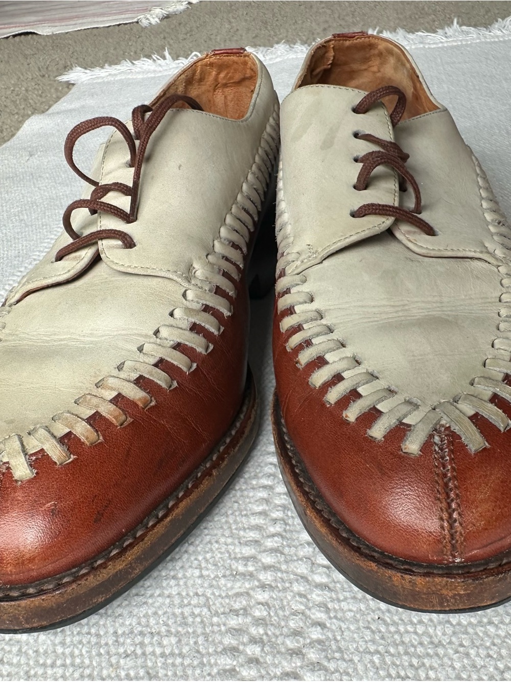 Robert Clergerie Two-Tone Leather Women’s Lace-Up Shoes - Cream & Brown - Picture 3 of 11